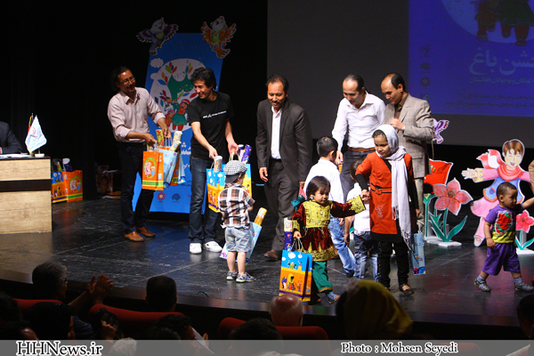 Photo of گزارش تصویری جشن سه سالگی مجله باغ ـ 1