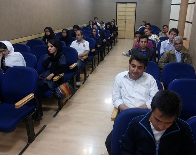 Photo of در نخستین نشست هفتگی سال جدید       برنامه‌های خانه ادبیات افغانستان در تهران و کابل اعلام شد